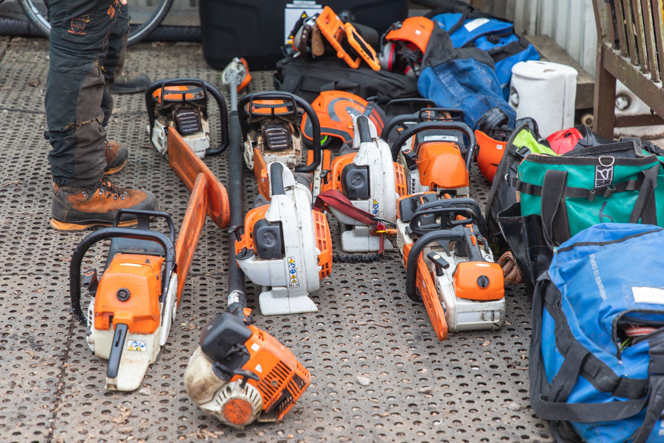 What Equipment Does a Tree Surgeon Use?